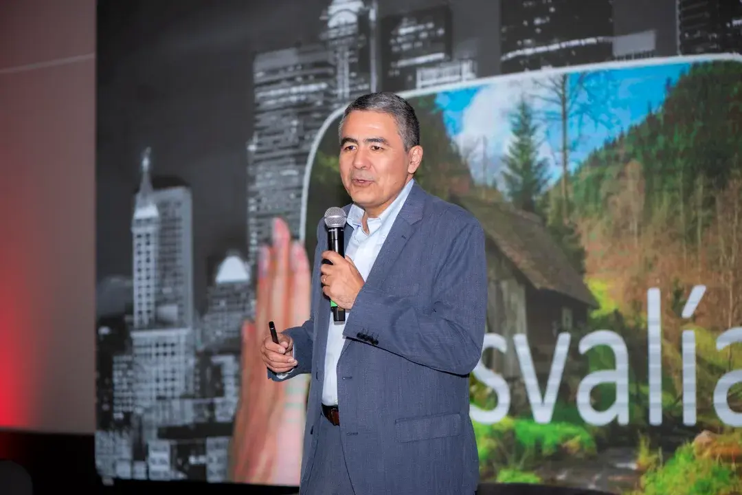 Speakers compartiendo conocimientos